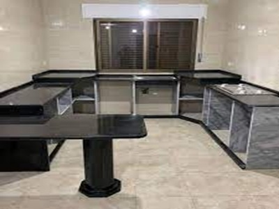 فني تركيب رخام